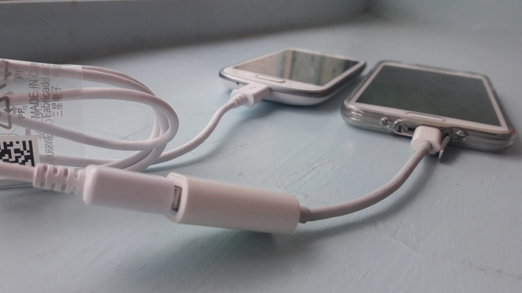 Transfer Charge Android to Android
